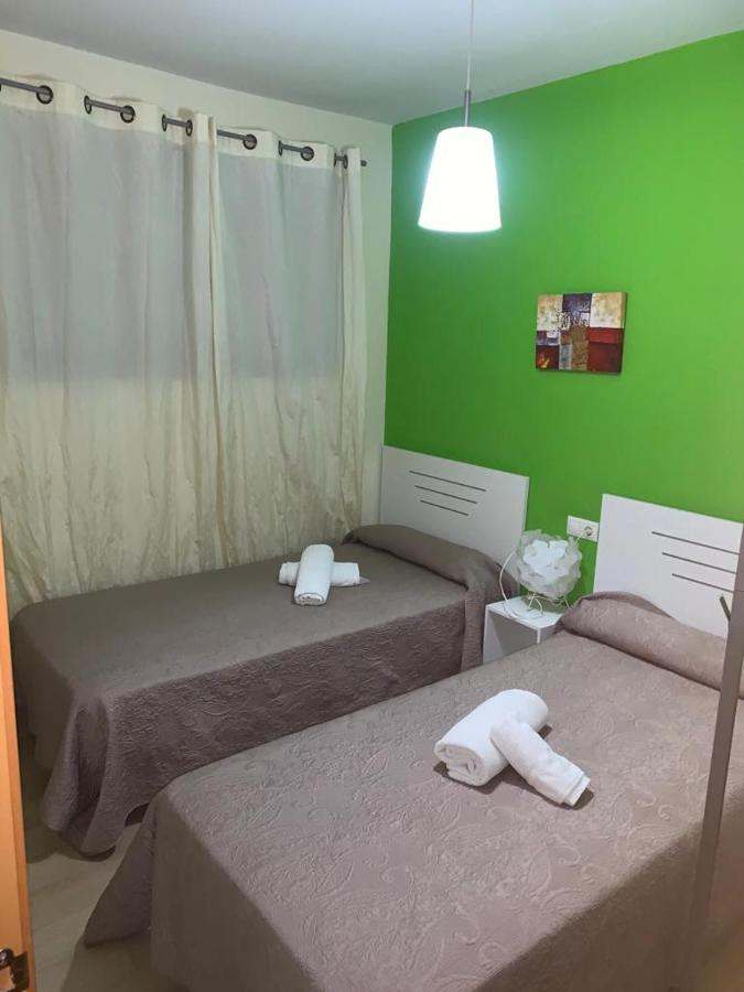 Apartamentos 16:9 Playa Suites Almería Dış mekan fotoğraf
