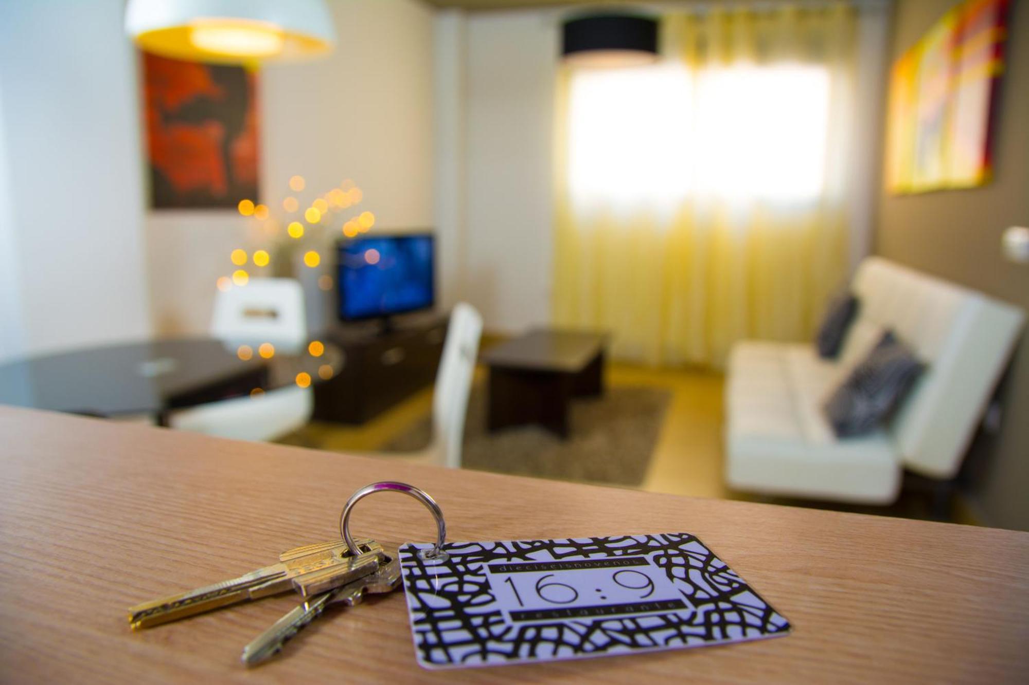 Apartamentos 16:9 Playa Suites Almería Dış mekan fotoğraf